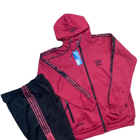 Adidas track suits perfect Christmas gifts. - Picture 3 of 3